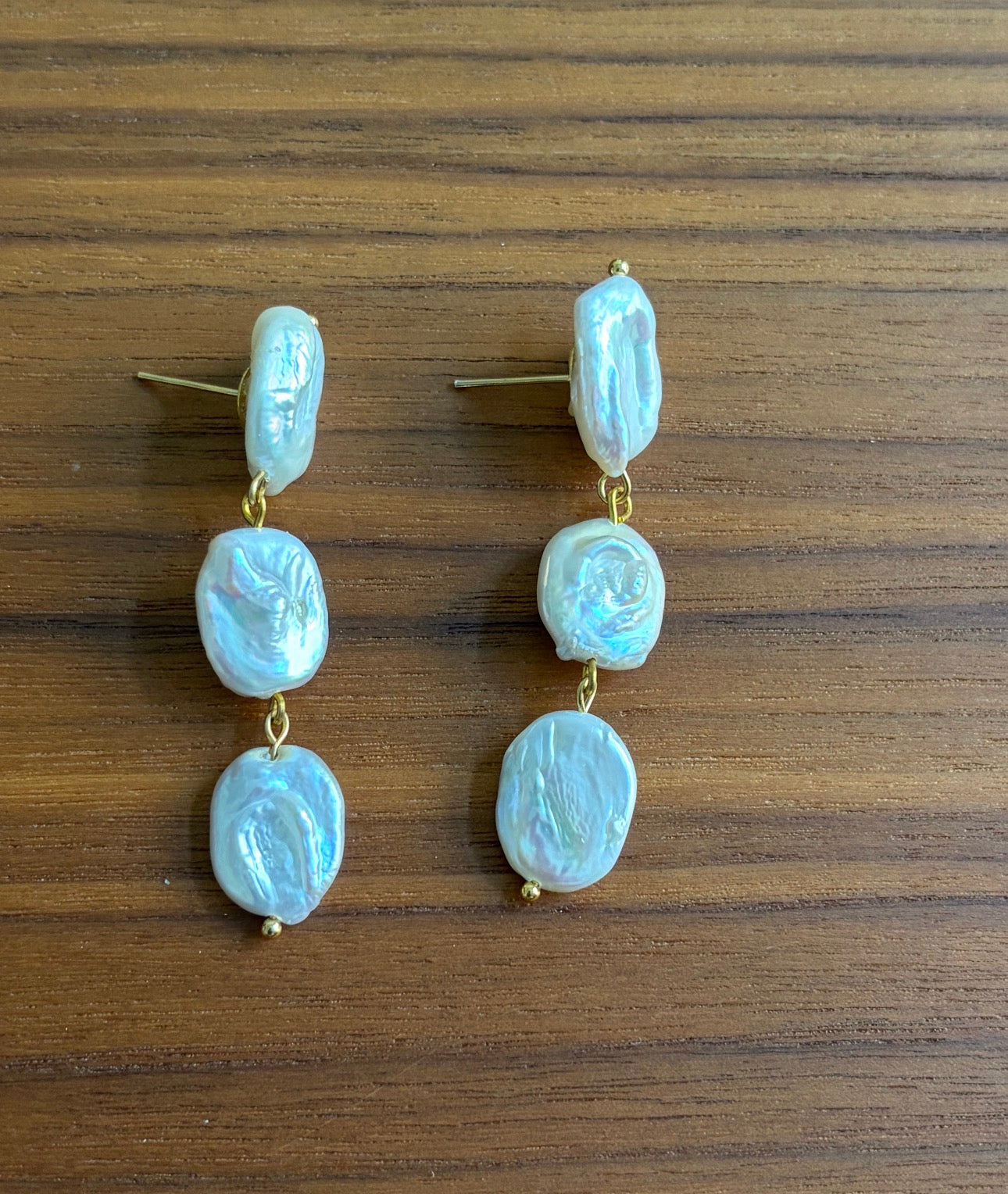 Drop Pearl Earring