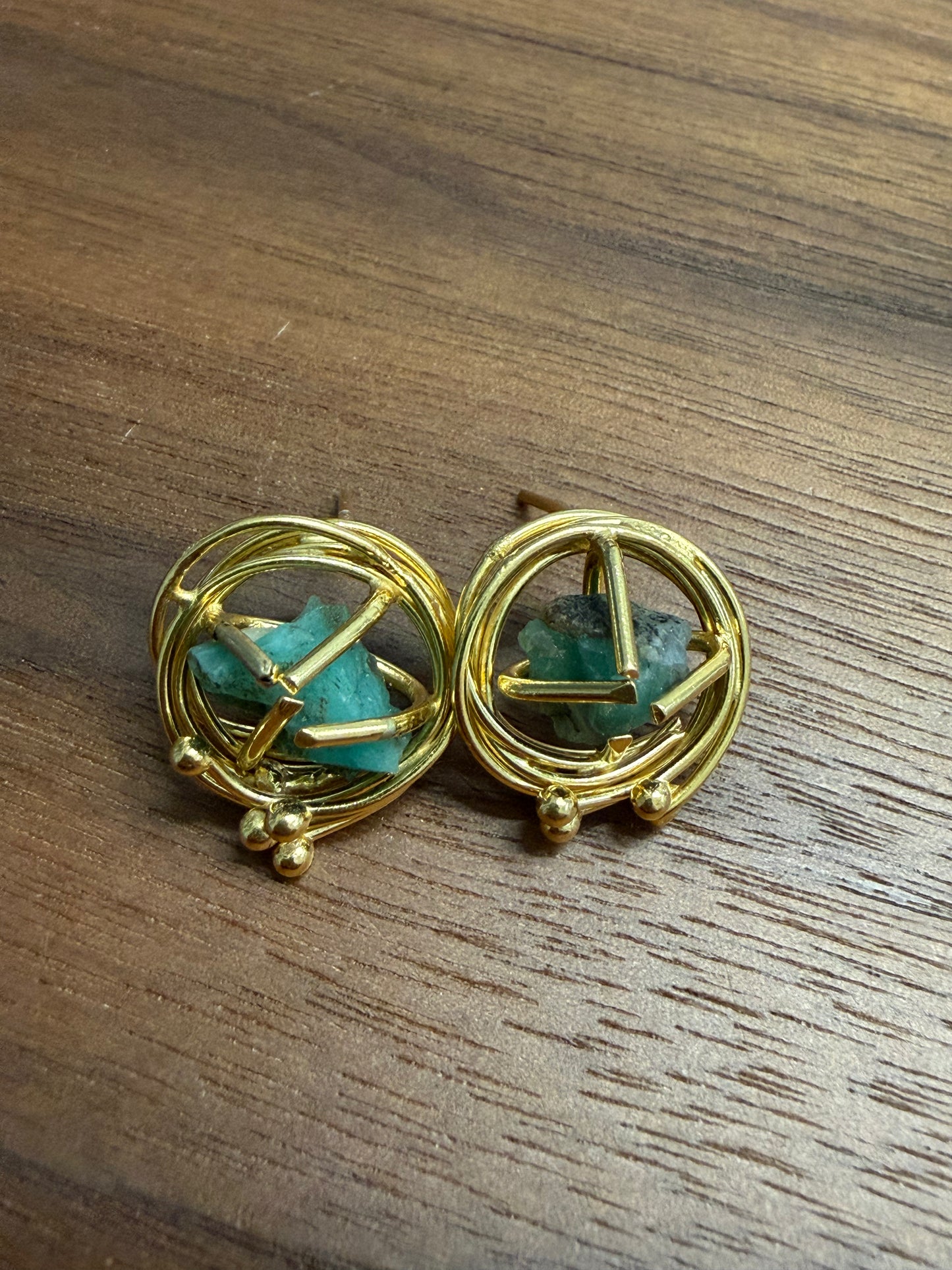 Raw Emerald Stud